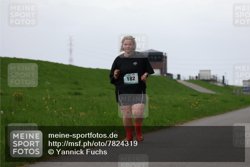 04.05.2025 - 8. Wedeler Halbmarathon Yannick Fuchs http://msf.ph/oto/7824319 04.05.2025 12:23:05 Laufen 182 meine-sportfotos.de