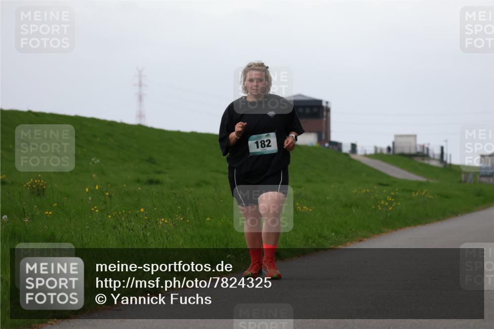 04.05.2025 - 8. Wedeler Halbmarathon Yannick Fuchs http://msf.ph/oto/7824325 04.05.2025 12:23:05 Laufen 182 meine-sportfotos.de