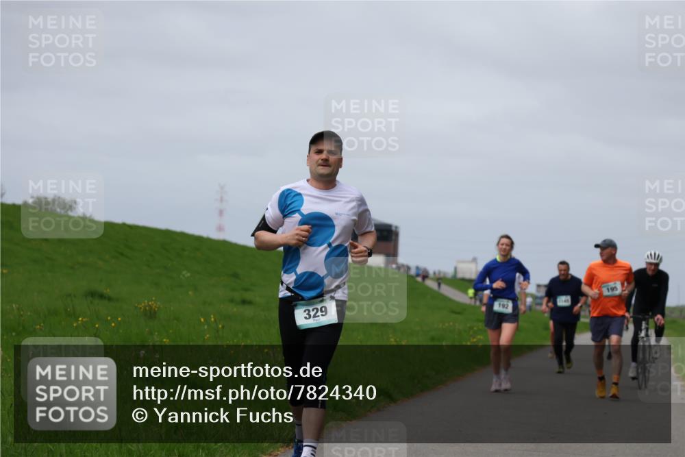 04.05.2025 - 8. Wedeler Halbmarathon Yannick Fuchs http://msf.ph/oto/7824340 04.05.2025 11:53:29 Laufen 329, 192, 195 meine-sportfotos.de