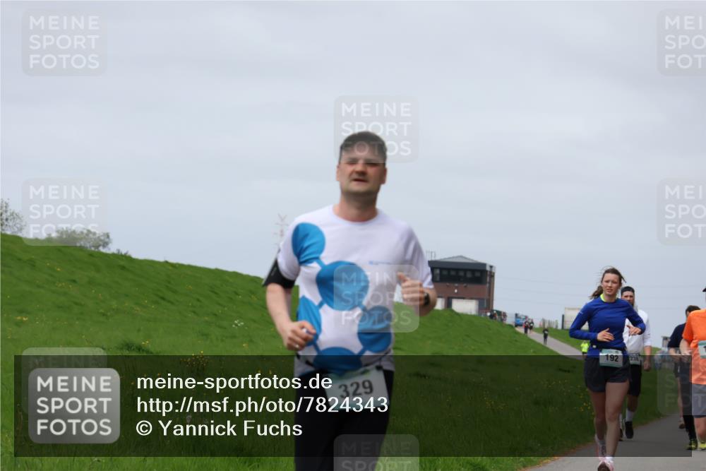 04.05.2025 - 8. Wedeler Halbmarathon Yannick Fuchs http://msf.ph/oto/7824343 04.05.2025 11:53:29 Laufen 329, 192 meine-sportfotos.de