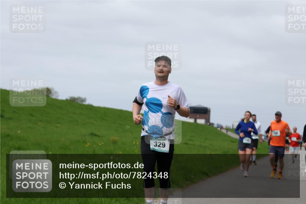 04.05.2025 - 8. Wedeler Halbmarathon Yannick Fuchs http://msf.ph/oto/7824348 04.05.2025 11:53:30 Laufen 329 meine-sportfotos.de