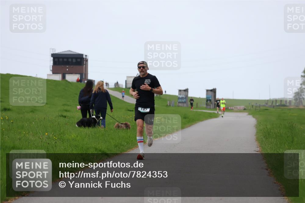 04.05.2025 - 8. Wedeler Halbmarathon Yannick Fuchs http://msf.ph/oto/7824353 04.05.2025 11:11:43 Laufen 187 meine-sportfotos.de