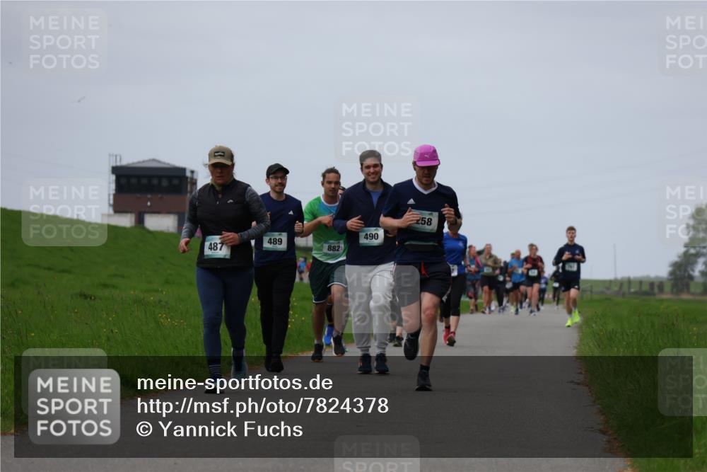 04.05.2025 - 8. Wedeler Halbmarathon Yannick Fuchs http://msf.ph/oto/7824378 04.05.2025 11:31:32 Laufen 258, 490, 489, 487, 882 meine-sportfotos.de