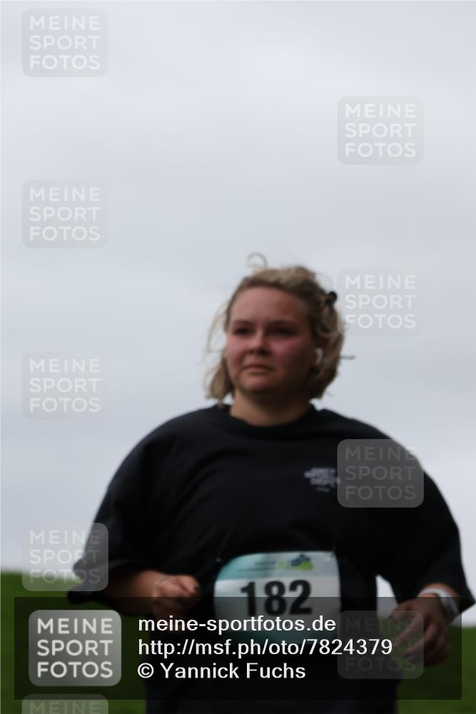 04.05.2025 - 8. Wedeler Halbmarathon Yannick Fuchs http://msf.ph/oto/7824379 04.05.2025 12:23:13 Laufen 182 meine-sportfotos.de