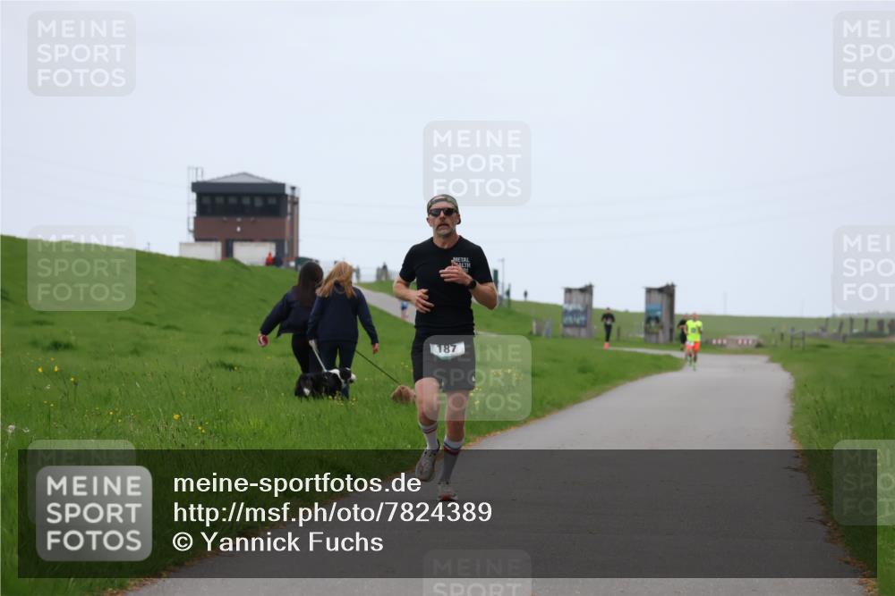 04.05.2025 - 8. Wedeler Halbmarathon Yannick Fuchs http://msf.ph/oto/7824389 04.05.2025 11:11:43 Laufen 187 meine-sportfotos.de