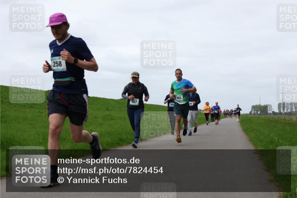 04.05.2025 - 8. Wedeler Halbmarathon Yannick Fuchs http://msf.ph/oto/7824454 04.05.2025 11:31:39 Laufen 258, 487, 489, 882, 490 meine-sportfotos.de