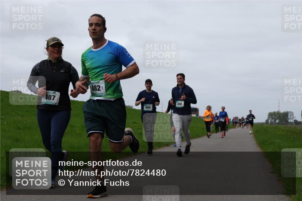 04.05.2025 - 8. Wedeler Halbmarathon Yannick Fuchs http://msf.ph/oto/7824480 04.05.2025 11:31:40 Laufen 487, 882, 489, 490 meine-sportfotos.de