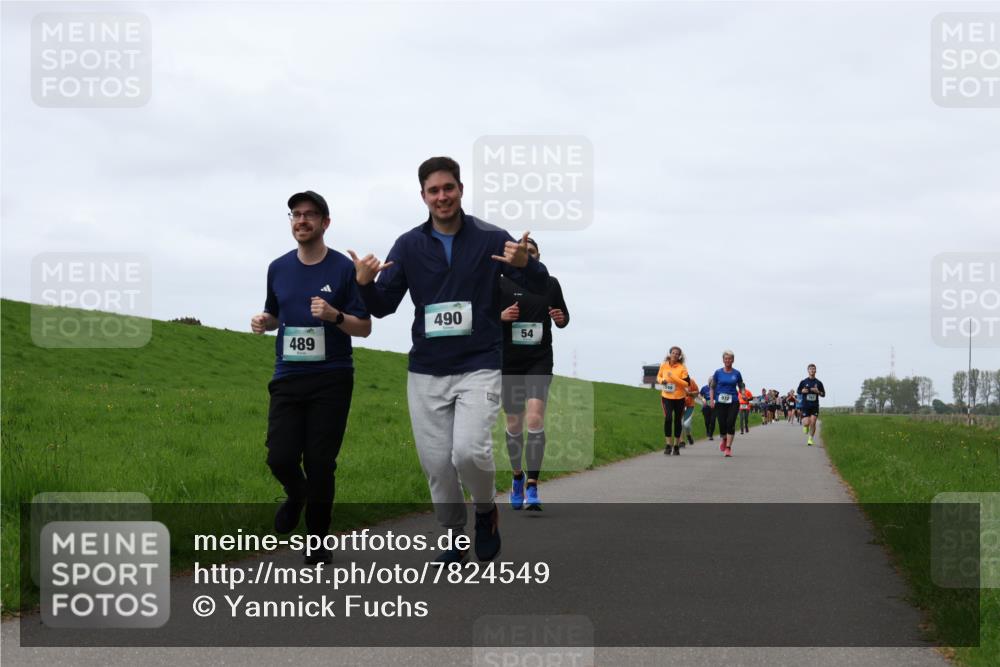 04.05.2025 - 8. Wedeler Halbmarathon Yannick Fuchs http://msf.ph/oto/7824549 04.05.2025 11:31:43 Laufen 489, 490, 54 meine-sportfotos.de
