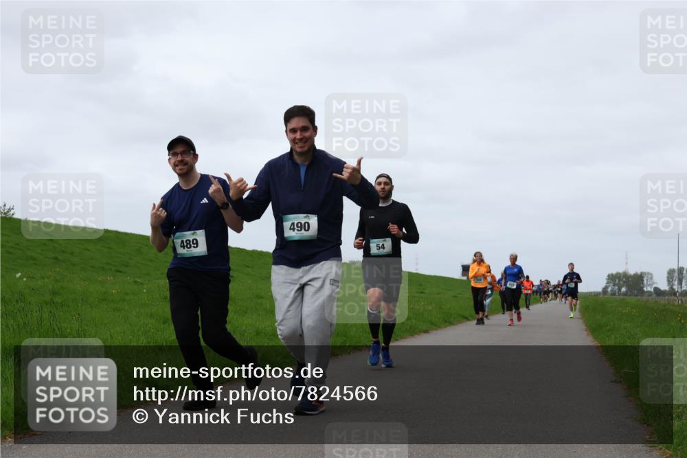 04.05.2025 - 8. Wedeler Halbmarathon Yannick Fuchs http://msf.ph/oto/7824566 04.05.2025 11:31:43 Laufen 489, 490, 54 meine-sportfotos.de