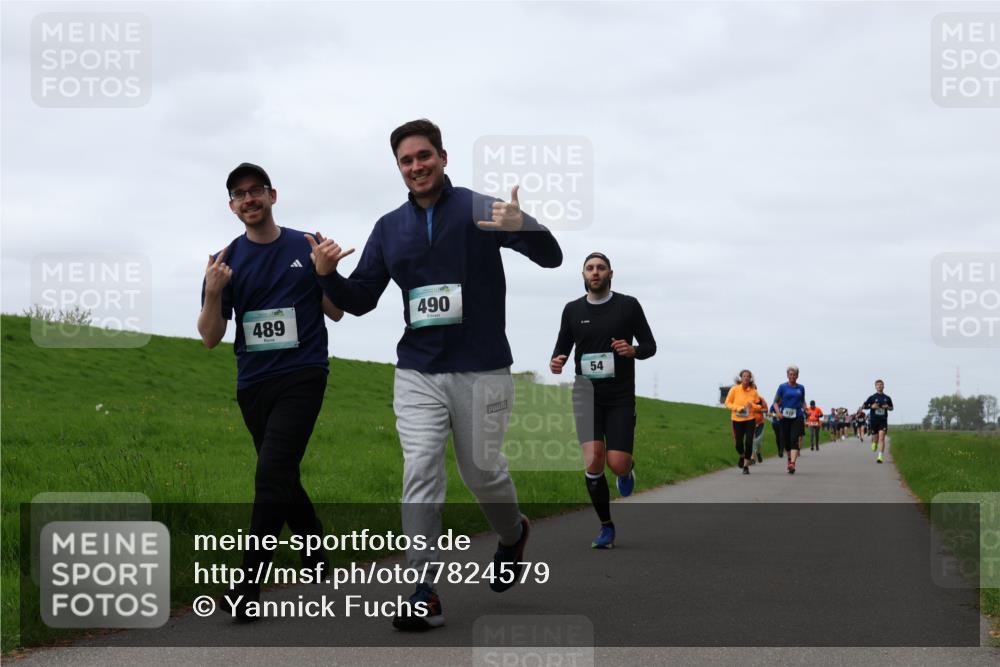 04.05.2025 - 8. Wedeler Halbmarathon Yannick Fuchs http://msf.ph/oto/7824579 04.05.2025 11:31:43 Laufen 489, 490, 54 meine-sportfotos.de