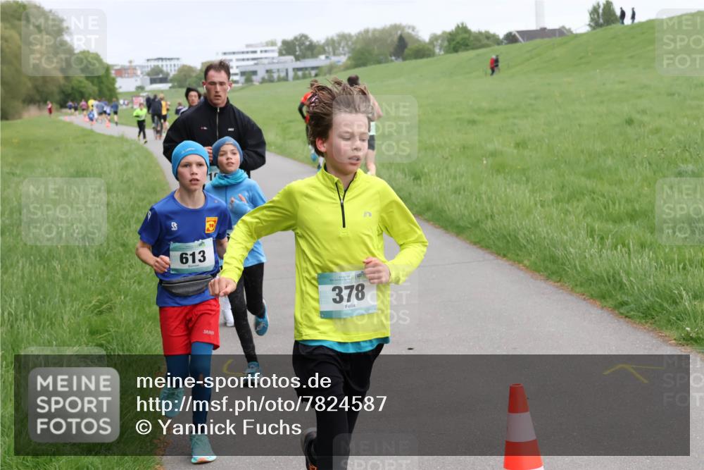 04.05.2025 - 8. Wedeler Halbmarathon Yannick Fuchs http://msf.ph/oto/7824587 04.05.2025 11:11:50 Laufen 613, 378 meine-sportfotos.de