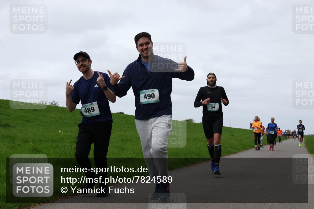 04.05.2025 - 8. Wedeler Halbmarathon Yannick Fuchs http://msf.ph/oto/7824589 04.05.2025 11:31:44 Laufen 489, 490, 54 meine-sportfotos.de