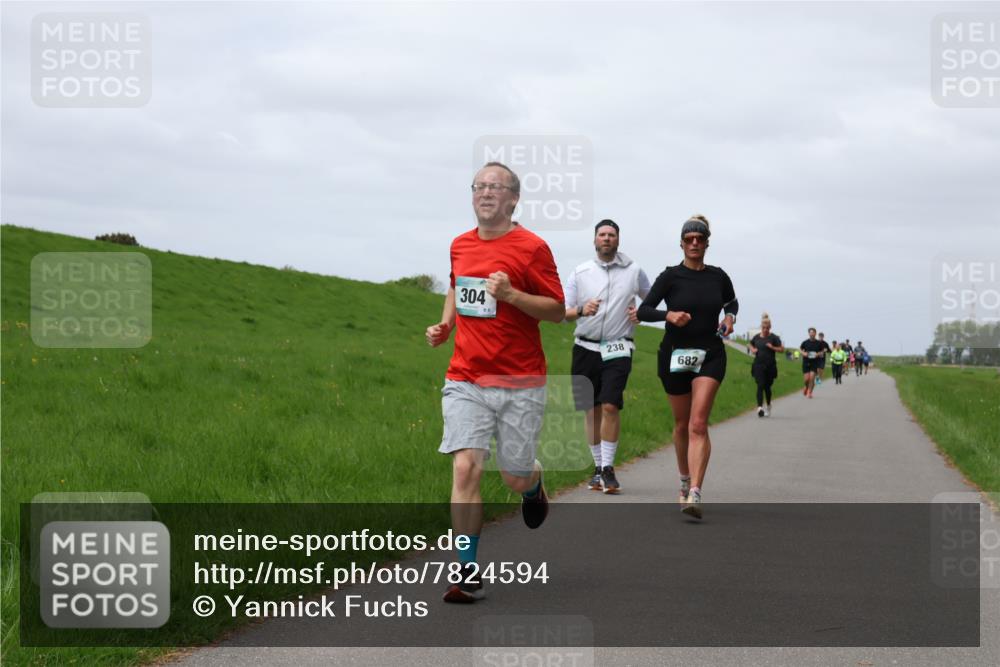 04.05.2025 - 8. Wedeler Halbmarathon Yannick Fuchs http://msf.ph/oto/7824594 04.05.2025 11:53:45 Laufen 304, 238, 682 meine-sportfotos.de