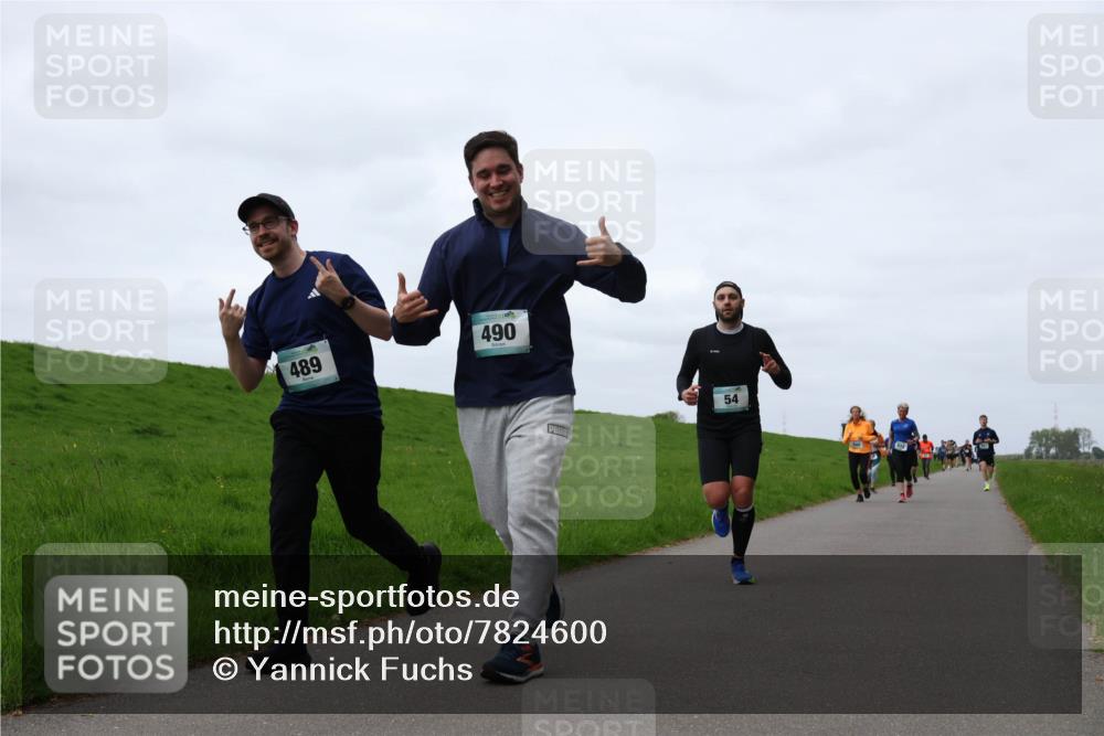 04.05.2025 - 8. Wedeler Halbmarathon Yannick Fuchs http://msf.ph/oto/7824600 04.05.2025 11:31:44 Laufen 489, 490, 54 meine-sportfotos.de