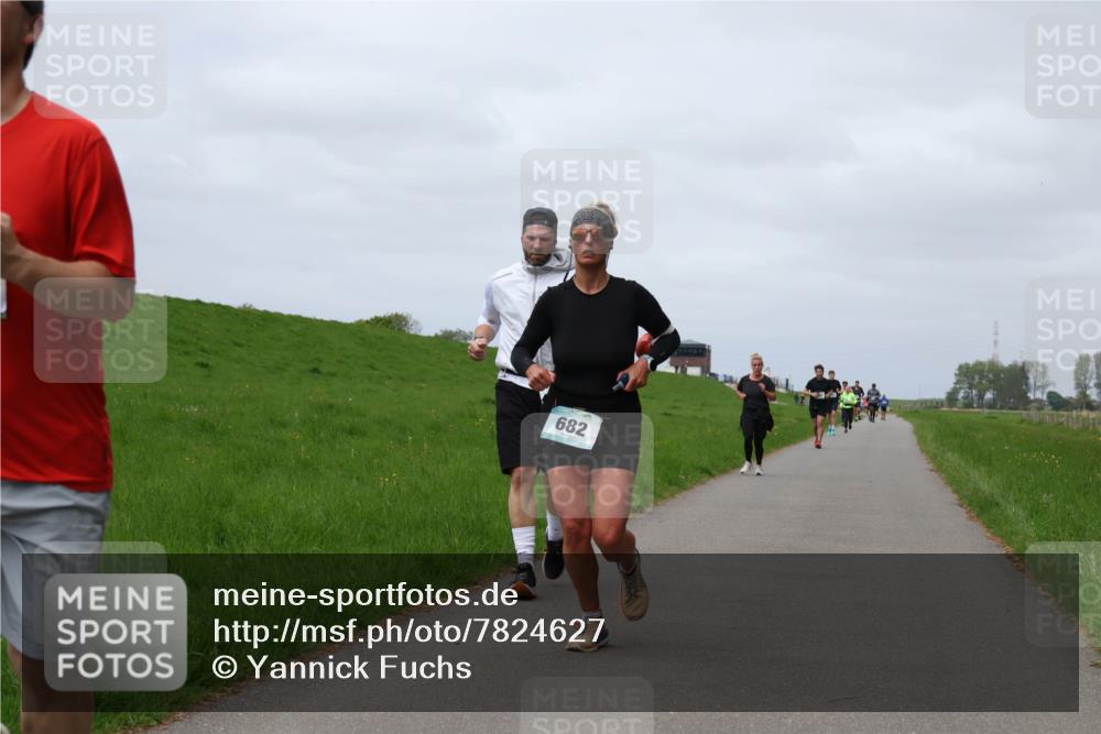 04.05.2025 - 8. Wedeler Halbmarathon Yannick Fuchs http://msf.ph/oto/7824627 04.05.2025 11:53:46 Laufen 682 meine-sportfotos.de