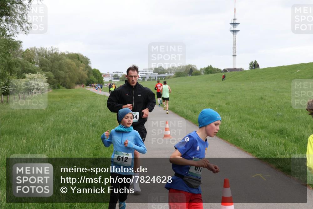 04.05.2025 - 8. Wedeler Halbmarathon Yannick Fuchs http://msf.ph/oto/7824628 04.05.2025 11:11:51 Laufen 612, 14, 013 meine-sportfotos.de