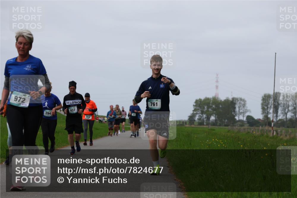 04.05.2025 - 8. Wedeler Halbmarathon Yannick Fuchs http://msf.ph/oto/7824677 04.05.2025 11:31:47 Laufen 972, 138, 294, 437, 912, 761 meine-sportfotos.de