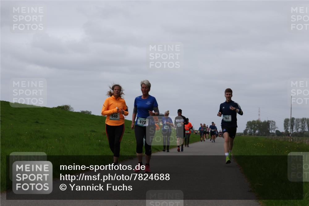 04.05.2025 - 8. Wedeler Halbmarathon Yannick Fuchs http://msf.ph/oto/7824688 04.05.2025 11:31:48 Laufen 540, 972, 437, 294, 761 meine-sportfotos.de