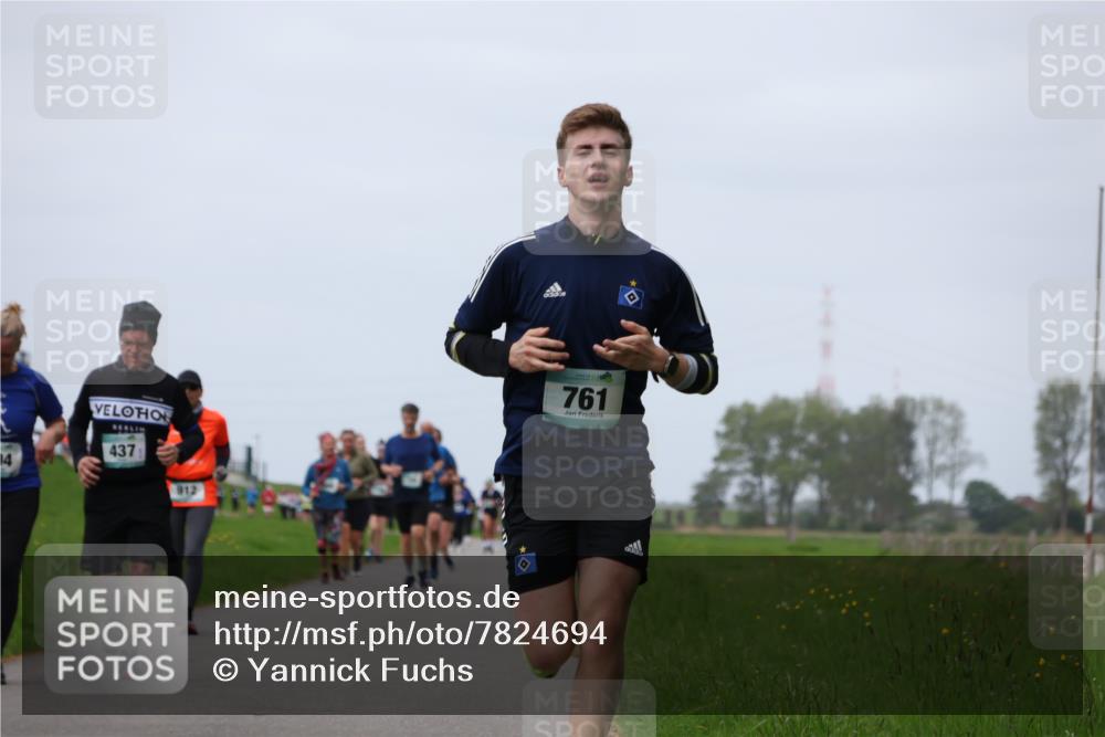 04.05.2025 - 8. Wedeler Halbmarathon Yannick Fuchs http://msf.ph/oto/7824694 04.05.2025 11:31:48 Laufen 437, 912, 761 meine-sportfotos.de