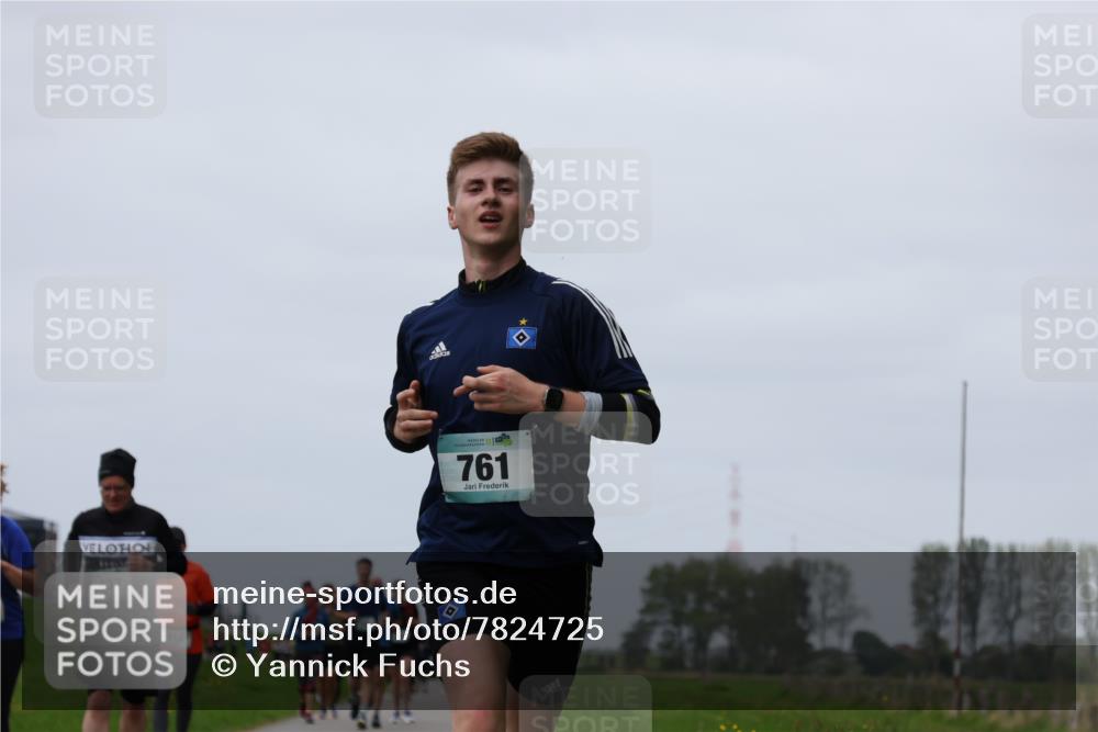 04.05.2025 - 8. Wedeler Halbmarathon Yannick Fuchs http://msf.ph/oto/7824725 04.05.2025 11:31:49 Laufen 437, 16, 761 meine-sportfotos.de