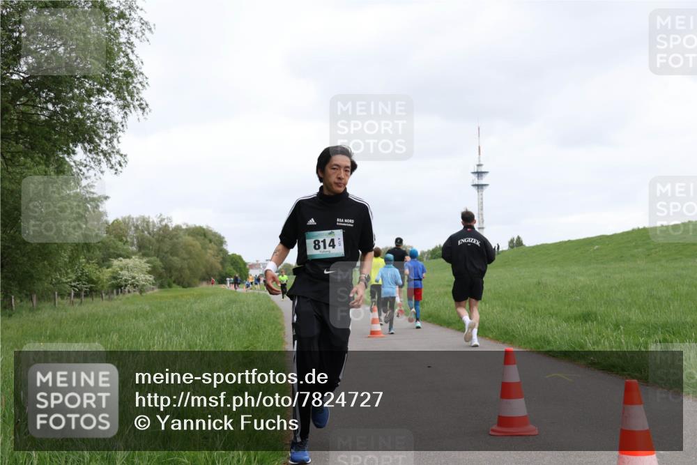 04.05.2025 - 8. Wedeler Halbmarathon Yannick Fuchs http://msf.ph/oto/7824727 04.05.2025 11:11:56 Laufen 814 meine-sportfotos.de