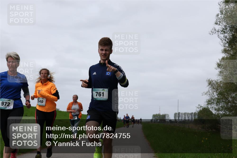 04.05.2025 - 8. Wedeler Halbmarathon Yannick Fuchs http://msf.ph/oto/7824755 04.05.2025 11:31:51 Laufen 972, 138, 540, 30, 761 meine-sportfotos.de