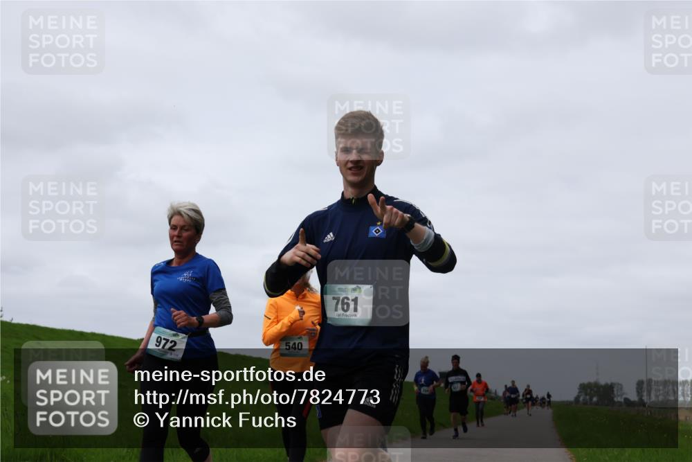 04.05.2025 - 8. Wedeler Halbmarathon Yannick Fuchs http://msf.ph/oto/7824773 04.05.2025 11:31:51 Laufen 972, 540, 761 meine-sportfotos.de