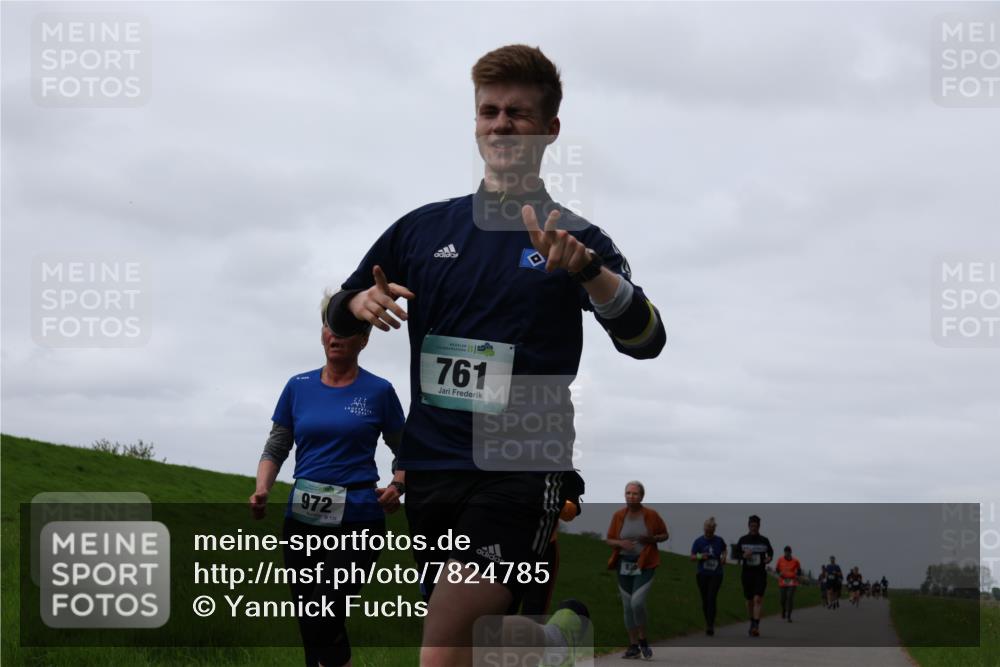 04.05.2025 - 8. Wedeler Halbmarathon Yannick Fuchs http://msf.ph/oto/7824785 04.05.2025 11:31:51 Laufen 972, 138, 761, 830 meine-sportfotos.de