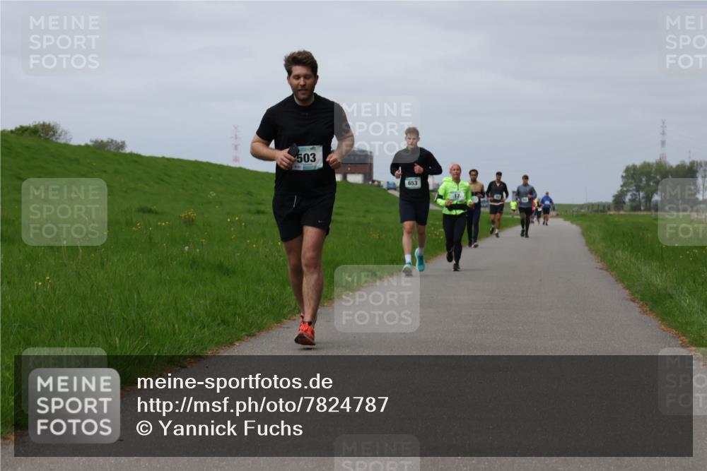 04.05.2025 - 8. Wedeler Halbmarathon Yannick Fuchs http://msf.ph/oto/7824787 04.05.2025 11:54:00 Laufen 503, 653 meine-sportfotos.de