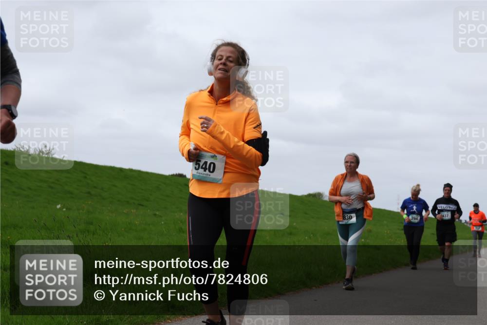 04.05.2025 - 8. Wedeler Halbmarathon Yannick Fuchs http://msf.ph/oto/7824806 04.05.2025 11:31:52 Laufen 540, 437, 830, 294 meine-sportfotos.de
