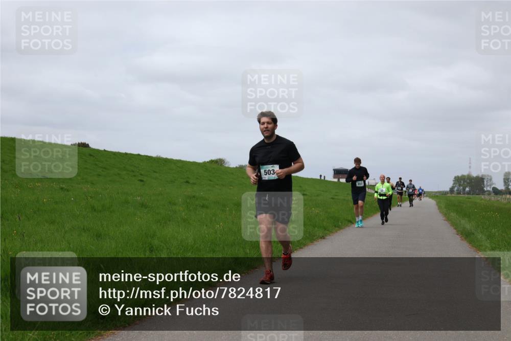 04.05.2025 - 8. Wedeler Halbmarathon Yannick Fuchs http://msf.ph/oto/7824817 04.05.2025 11:54:02 Laufen 503 meine-sportfotos.de
