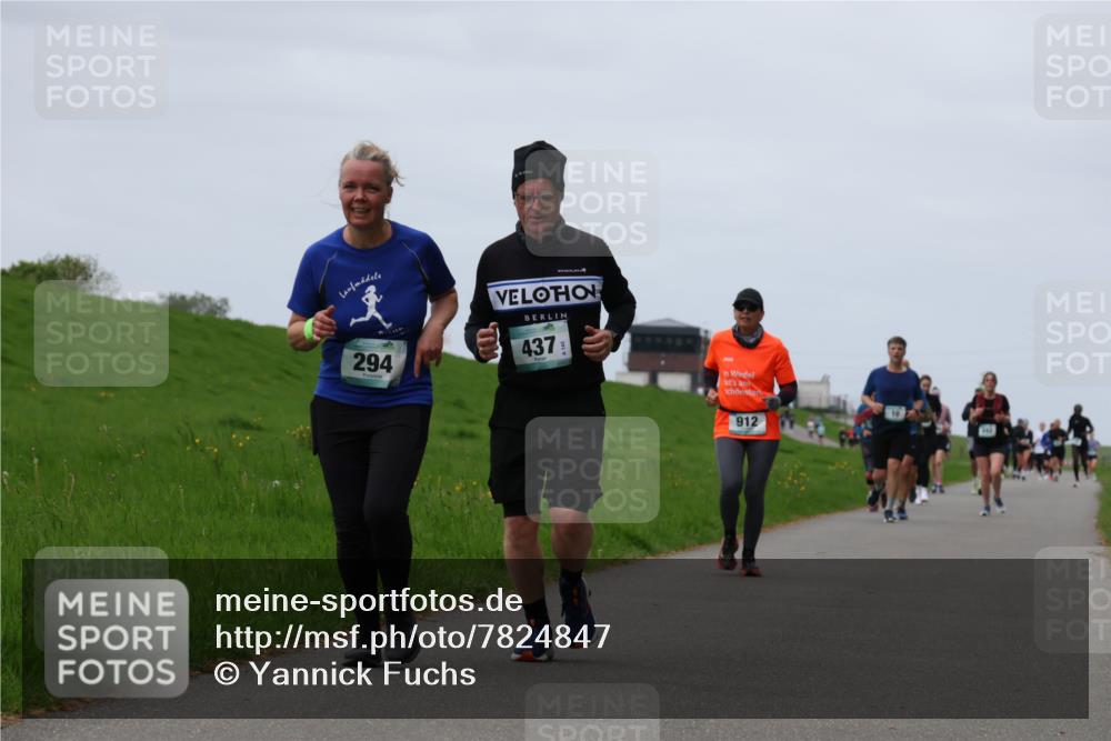 04.05.2025 - 8. Wedeler Halbmarathon Yannick Fuchs http://msf.ph/oto/7824847 04.05.2025 11:31:54 Laufen 294, 437, 912 meine-sportfotos.de