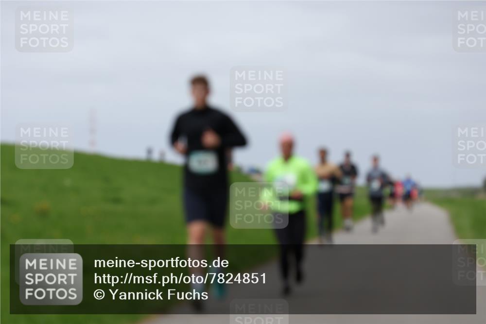 04.05.2025 - 8. Wedeler Halbmarathon Yannick Fuchs http://msf.ph/oto/7824851 04.05.2025 11:54:04 Laufen  meine-sportfotos.de