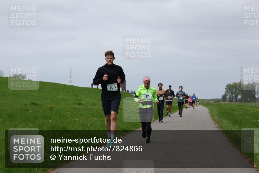 04.05.2025 - 8. Wedeler Halbmarathon Yannick Fuchs http://msf.ph/oto/7824866 04.05.2025 11:54:04 Laufen 653 meine-sportfotos.de