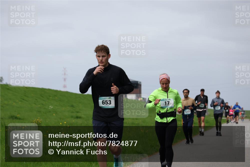 04.05.2025 - 8. Wedeler Halbmarathon Yannick Fuchs http://msf.ph/oto/7824877 04.05.2025 11:54:05 Laufen 653, 17, 173 meine-sportfotos.de