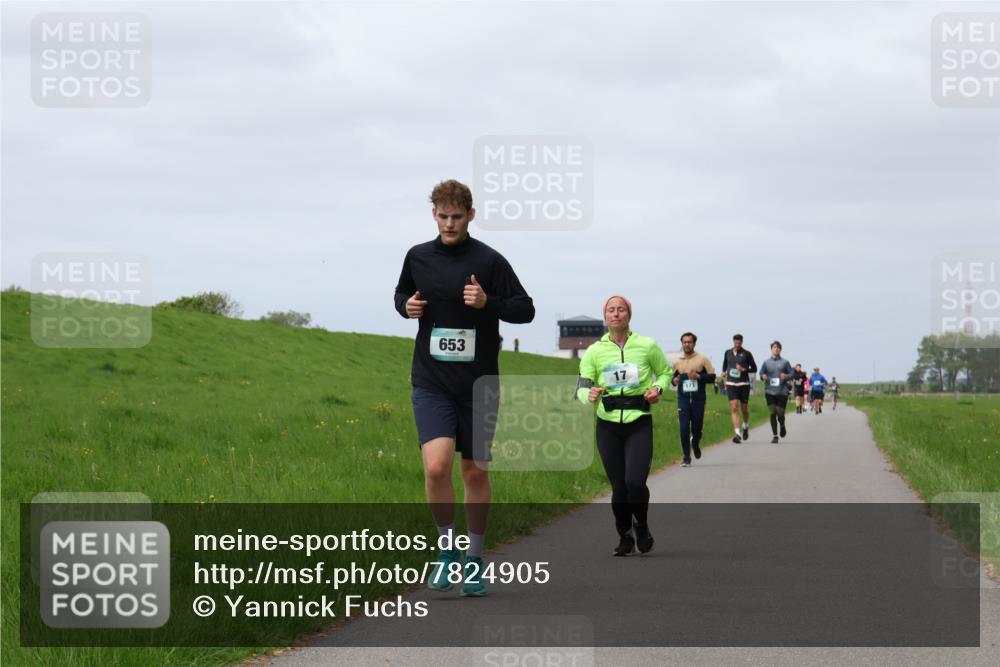 04.05.2025 - 8. Wedeler Halbmarathon Yannick Fuchs http://msf.ph/oto/7824905 04.05.2025 11:54:06 Laufen 653 meine-sportfotos.de
