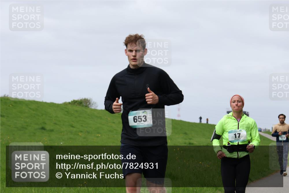 04.05.2025 - 8. Wedeler Halbmarathon Yannick Fuchs http://msf.ph/oto/7824931 04.05.2025 11:54:07 Laufen 653, 17, 173 meine-sportfotos.de