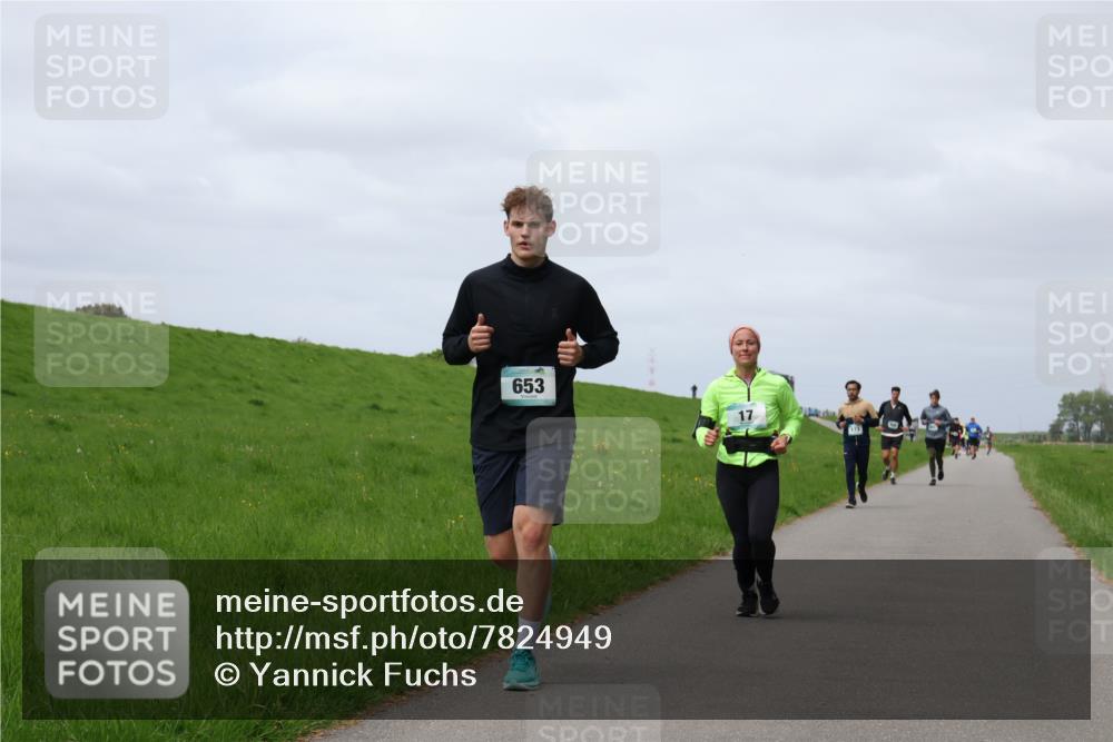 04.05.2025 - 8. Wedeler Halbmarathon Yannick Fuchs http://msf.ph/oto/7824949 04.05.2025 11:54:08 Laufen 653, 17 meine-sportfotos.de