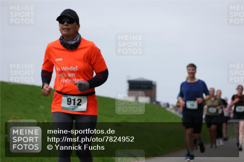 04.05.2025 - 8. Wedeler Halbmarathon Yannick Fuchs http://msf.ph/oto/7824952 04.05.2025 11:31:59 Laufen 912 meine-sportfotos.de