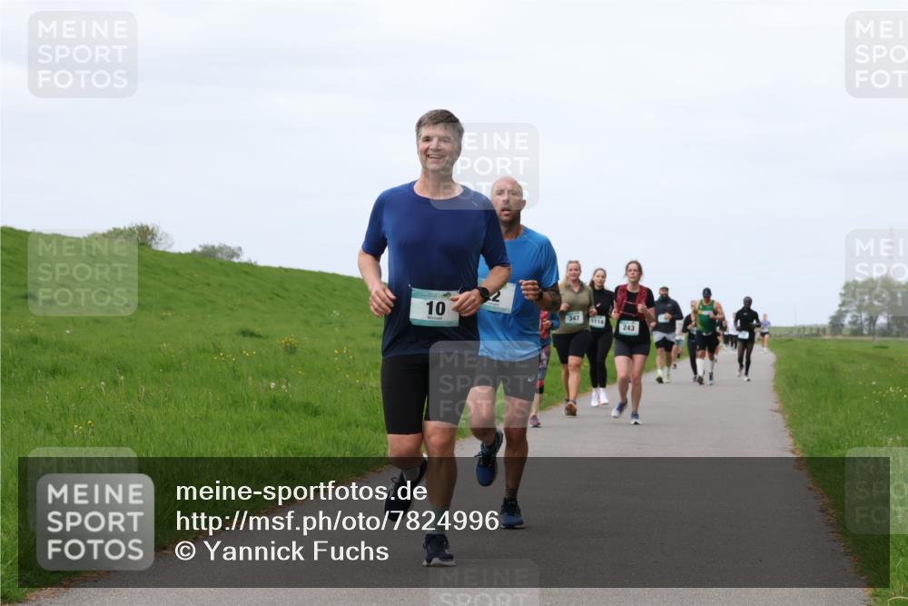 04.05.2025 - 8. Wedeler Halbmarathon Yannick Fuchs http://msf.ph/oto/7824996 04.05.2025 11:32:04 Laufen 10, 347, 1114, 243 meine-sportfotos.de