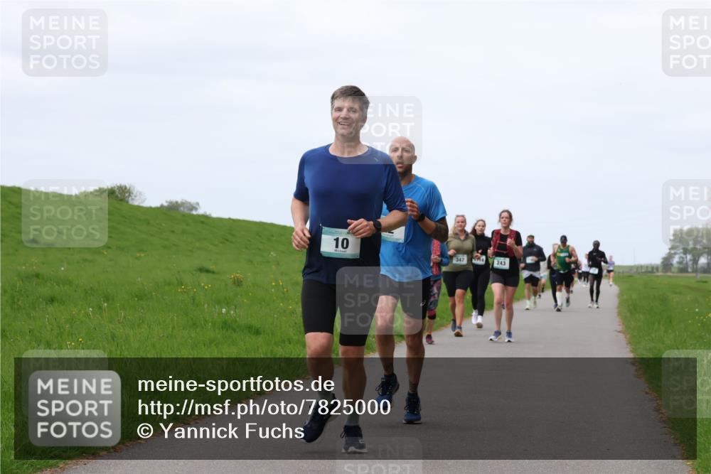 04.05.2025 - 8. Wedeler Halbmarathon Yannick Fuchs http://msf.ph/oto/7825000 04.05.2025 11:32:04 Laufen 10, 347, 243 meine-sportfotos.de