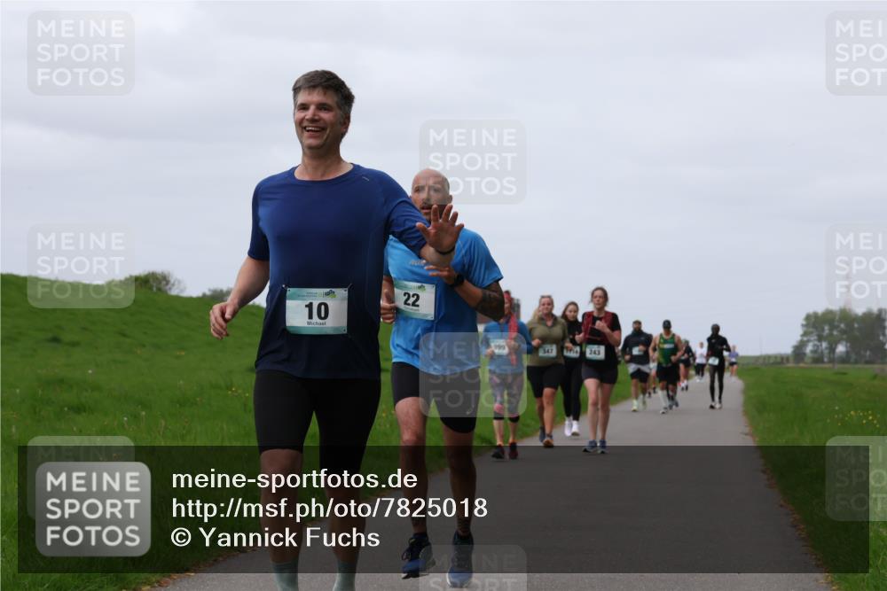 04.05.2025 - 8. Wedeler Halbmarathon Yannick Fuchs http://msf.ph/oto/7825018 04.05.2025 11:32:05 Laufen 10, 22, 999, 347, 4243 meine-sportfotos.de