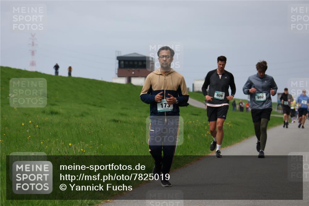 04.05.2025 - 8. Wedeler Halbmarathon Yannick Fuchs http://msf.ph/oto/7825019 04.05.2025 11:54:11 Laufen 14, 173, 809, 992 meine-sportfotos.de