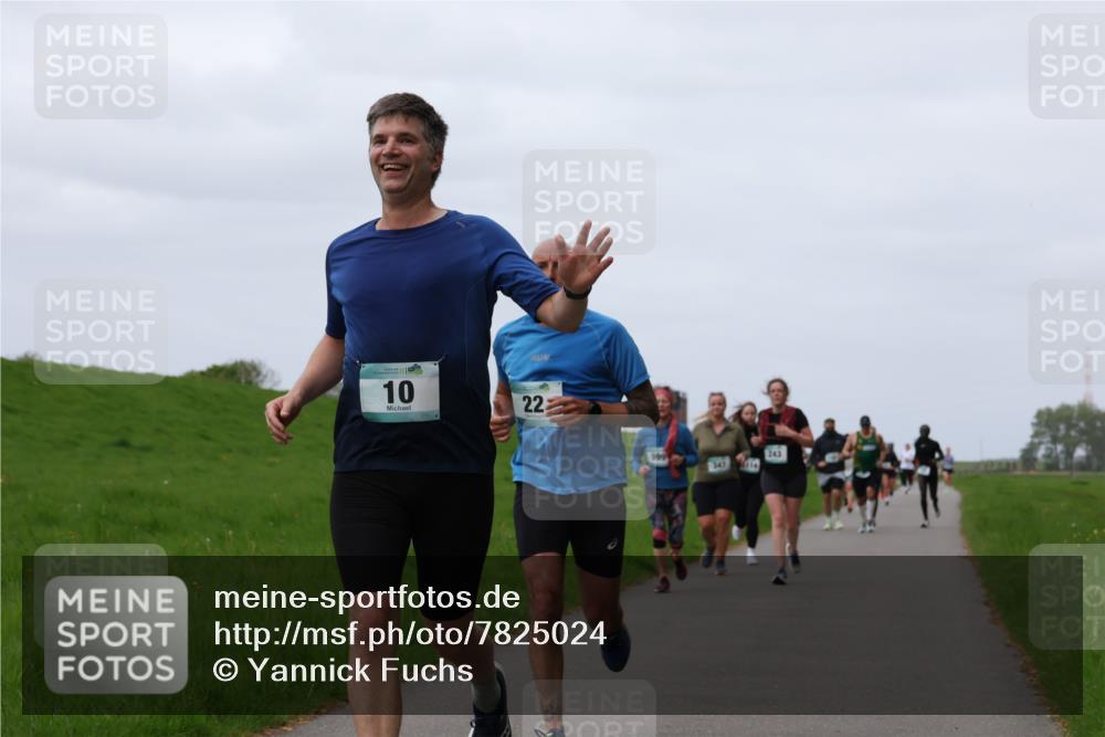 04.05.2025 - 8. Wedeler Halbmarathon Yannick Fuchs http://msf.ph/oto/7825024 04.05.2025 11:32:05 Laufen 10, 22, 999, 243, 347 meine-sportfotos.de