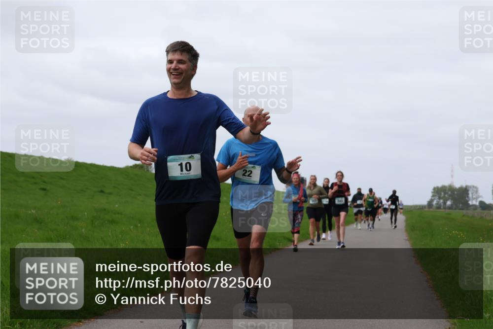 04.05.2025 - 8. Wedeler Halbmarathon Yannick Fuchs http://msf.ph/oto/7825040 04.05.2025 11:32:05 Laufen 10, 22, 243 meine-sportfotos.de