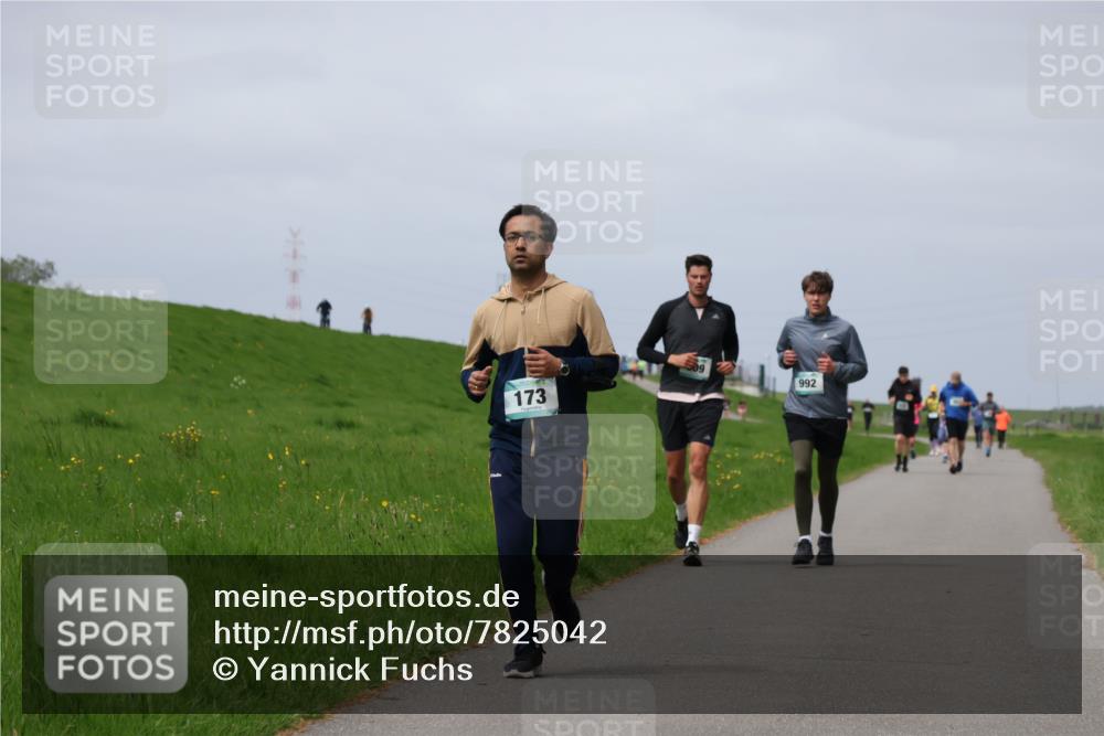 04.05.2025 - 8. Wedeler Halbmarathon Yannick Fuchs http://msf.ph/oto/7825042 04.05.2025 11:54:13 Laufen 173, 509, 992 meine-sportfotos.de