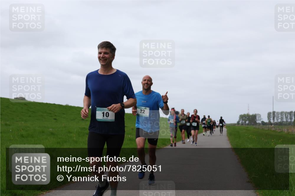 04.05.2025 - 8. Wedeler Halbmarathon Yannick Fuchs http://msf.ph/oto/7825051 04.05.2025 11:32:06 Laufen 10, 22 meine-sportfotos.de