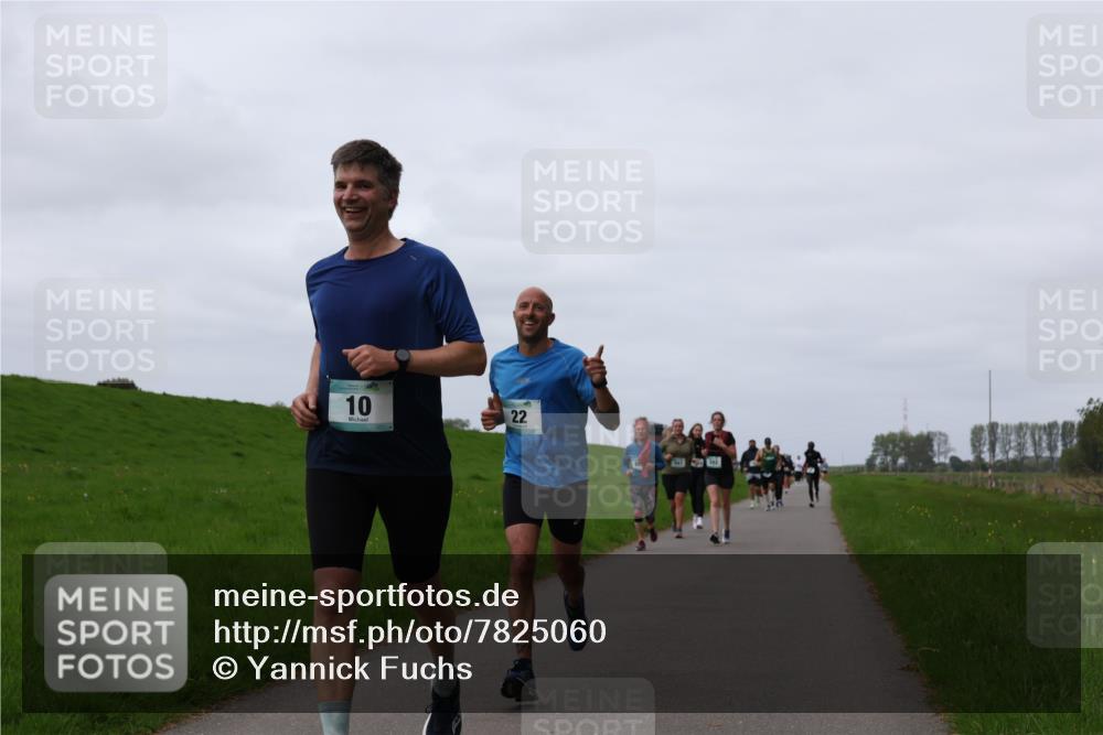 04.05.2025 - 8. Wedeler Halbmarathon Yannick Fuchs http://msf.ph/oto/7825060 04.05.2025 11:32:06 Laufen 10, 22 meine-sportfotos.de