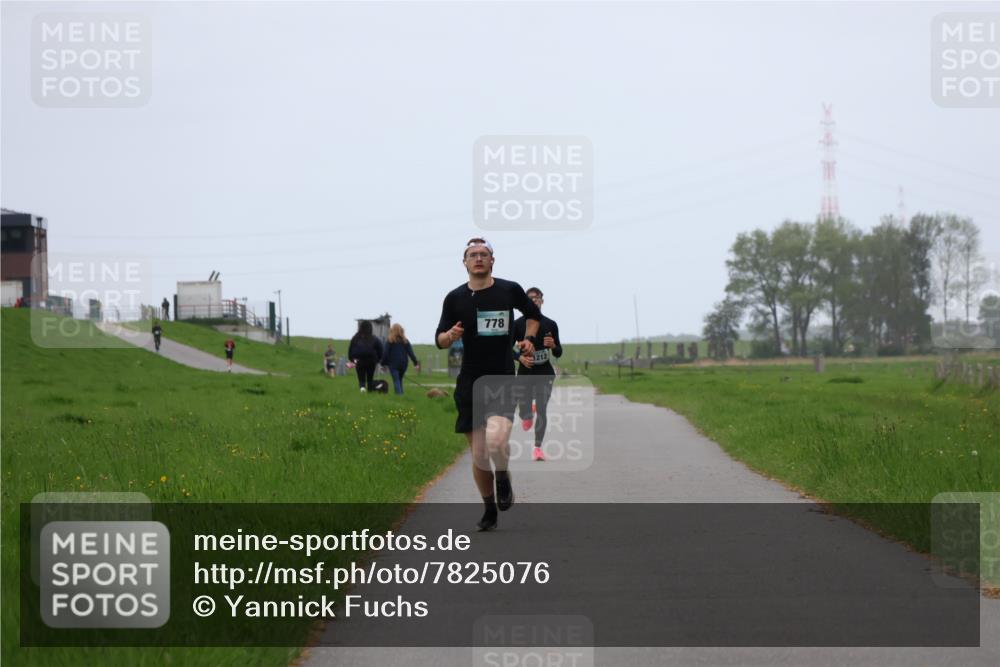 04.05.2025 - 8. Wedeler Halbmarathon Yannick Fuchs http://msf.ph/oto/7825076 04.05.2025 11:12:32 Laufen 778, 1212, 14 meine-sportfotos.de