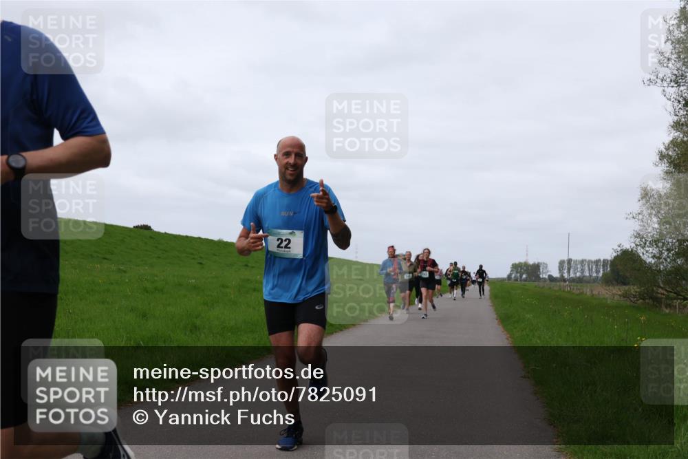 04.05.2025 - 8. Wedeler Halbmarathon Yannick Fuchs http://msf.ph/oto/7825091 04.05.2025 11:32:07 Laufen 22, 347443 meine-sportfotos.de